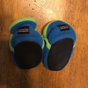 Patagonia fleece booties